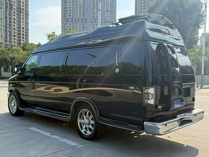 Ford E350