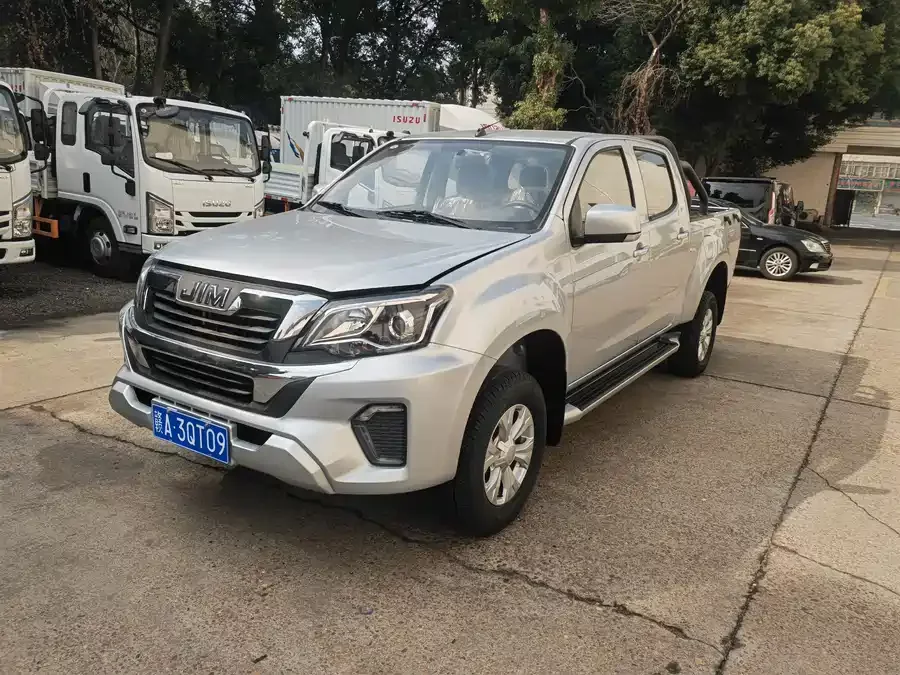 Isuzu RE-MAX Ruimai