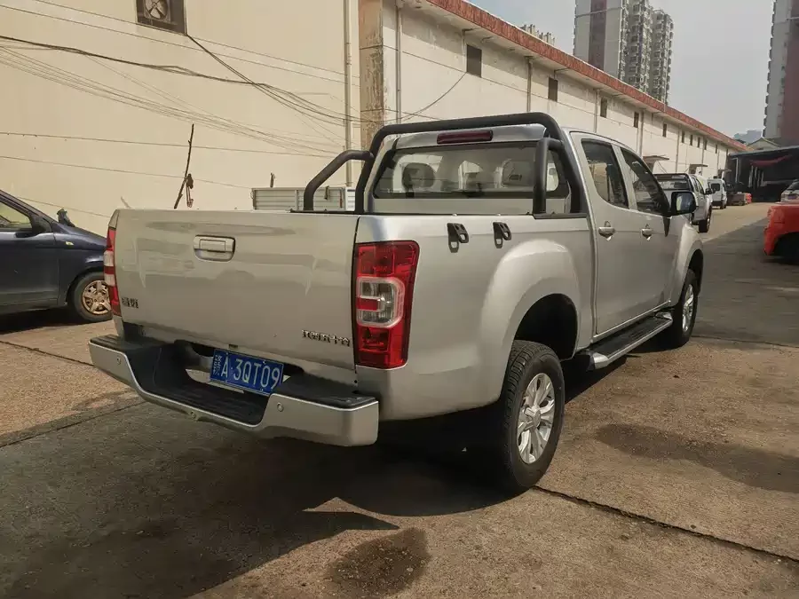 Isuzu RE-MAX Ruimai