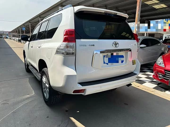 Toyota prado