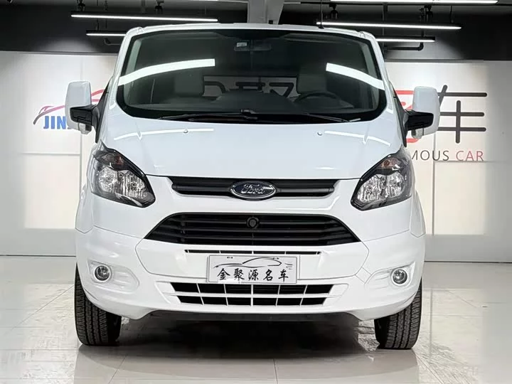 Ford Toureo