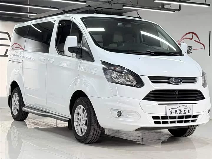 Ford Toureo