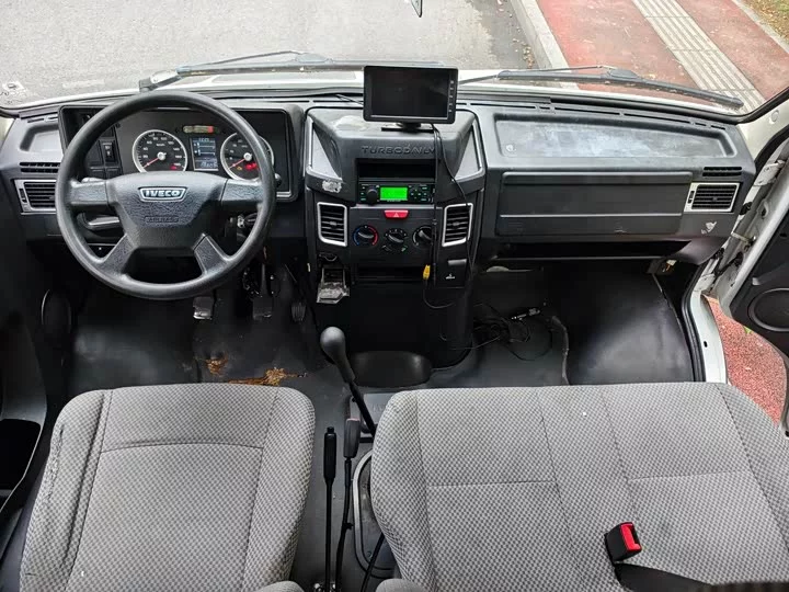 Iveco proud