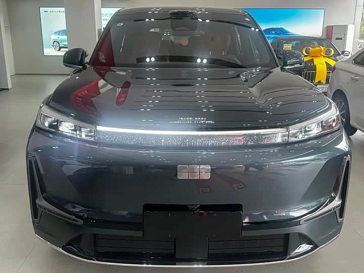 Geely Galaxy M9