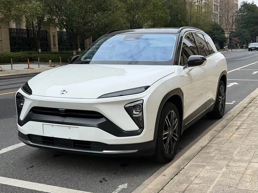 NIO ES6