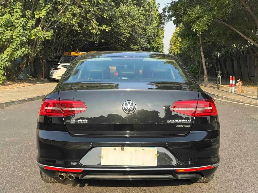 Volkswagen Magotan