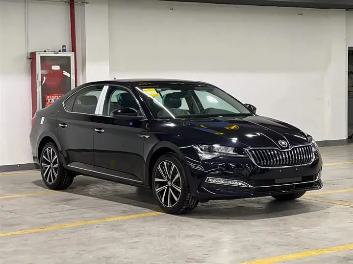 Skoda SuperB