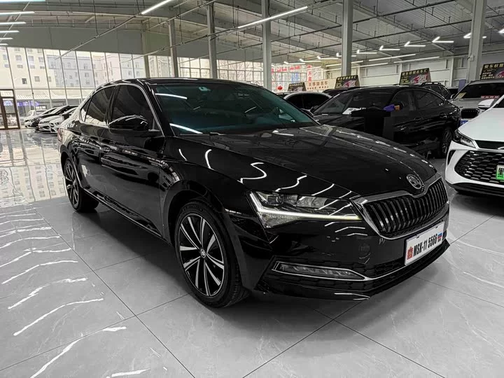Skoda SuperB