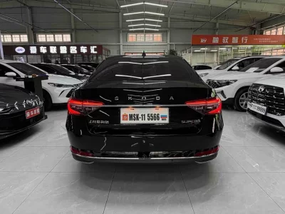 Skoda SuperB
