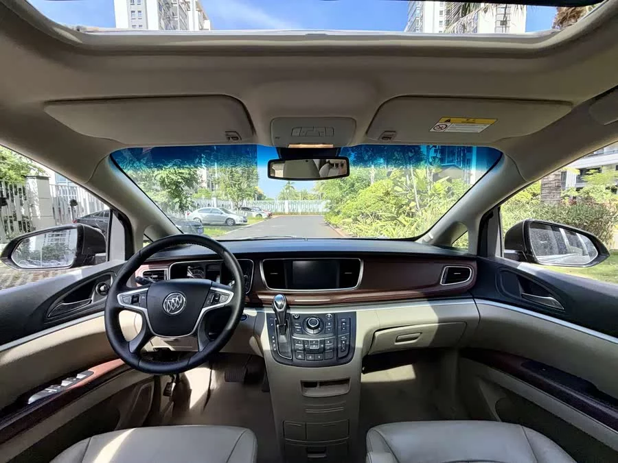 Buick GL8