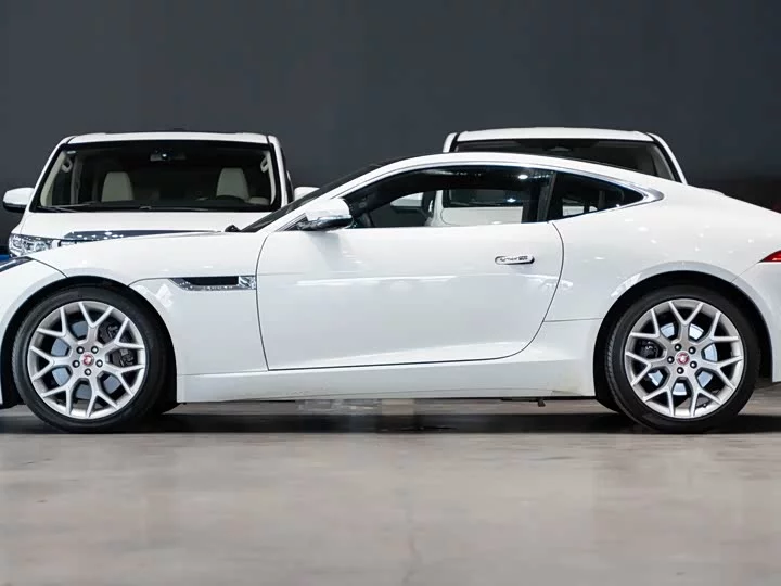 Jaguar F-TYPE