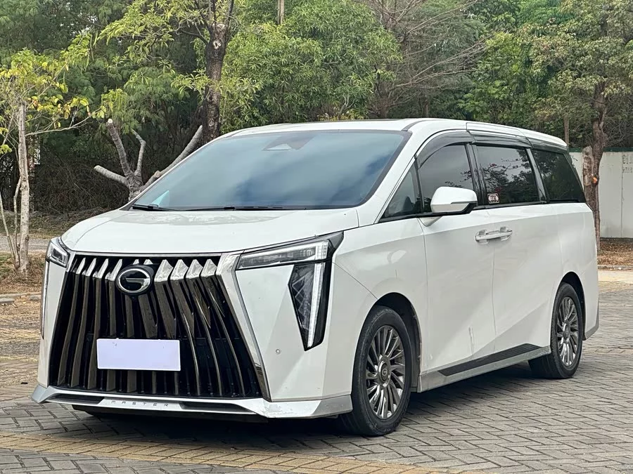 GAC Trumpchi M8
