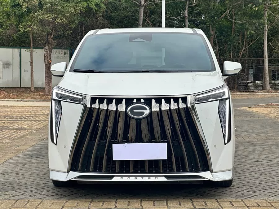 GAC Trumpchi M8