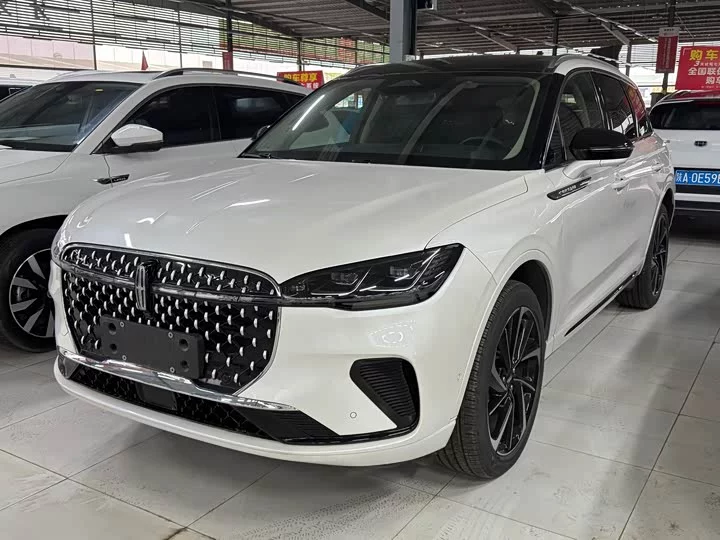 Lincoln adventurer