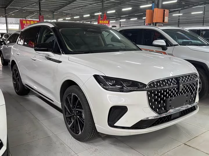 Lincoln adventurer