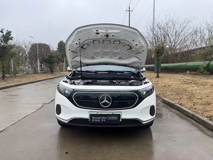 Mercedes-Benz EQA