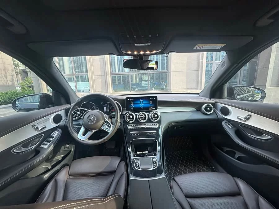 Mercedes Benz GLC