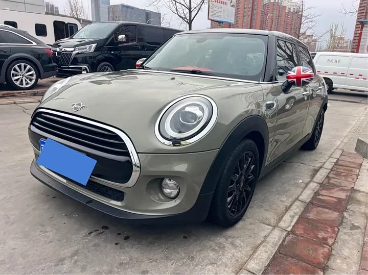 MINI 