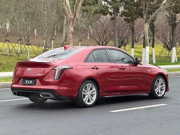 Cadillac CT4