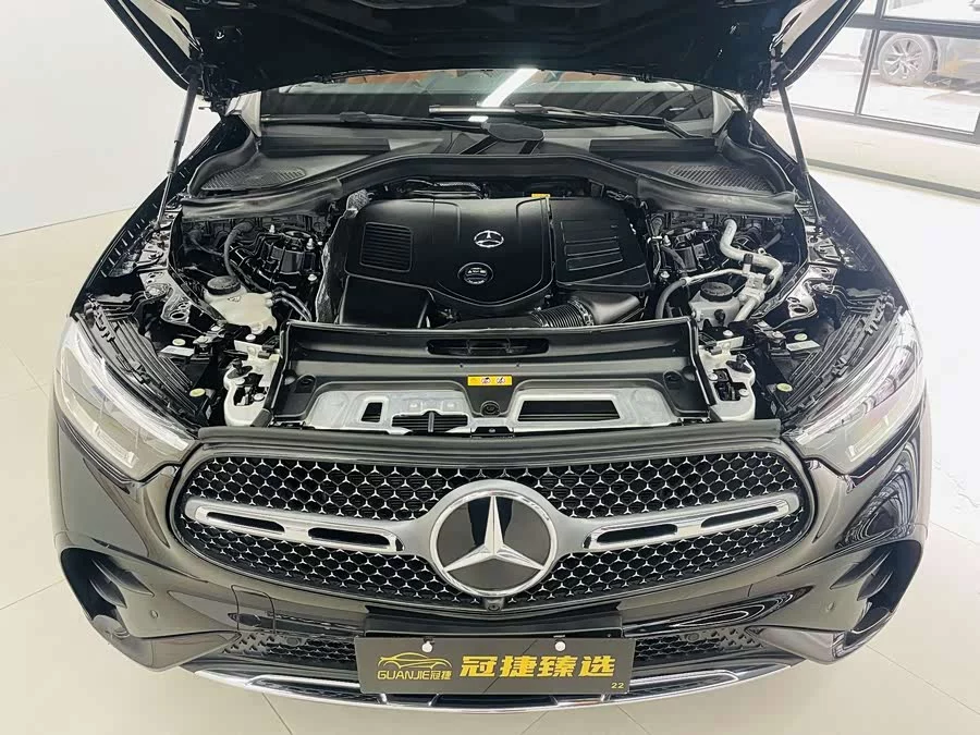 Mercedes Benz GLC