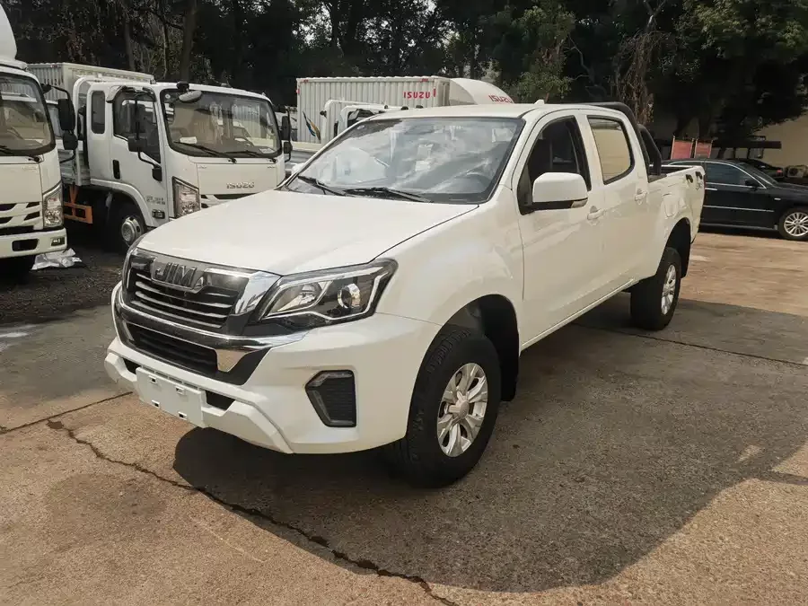 Isuzu RE-MAX Ruimai