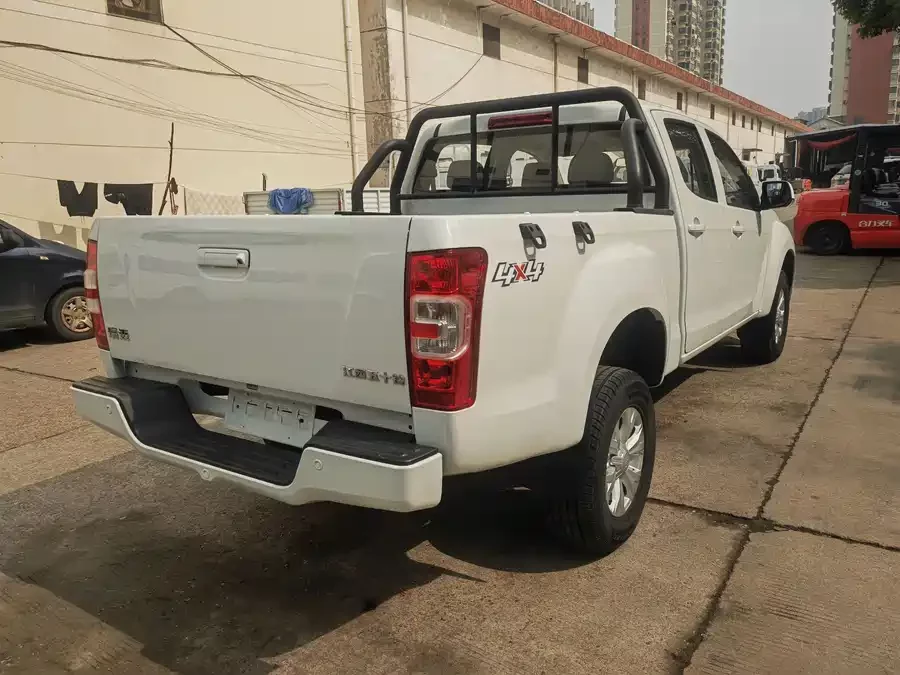 Isuzu RE-MAX Ruimai