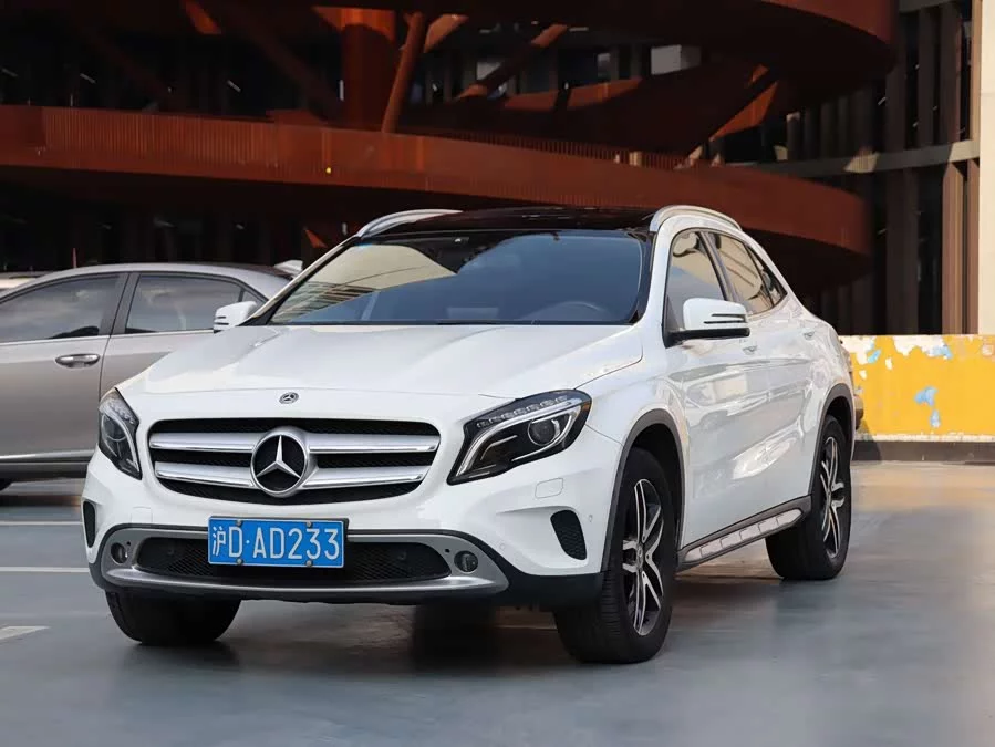 Mercedes Benz GLA
