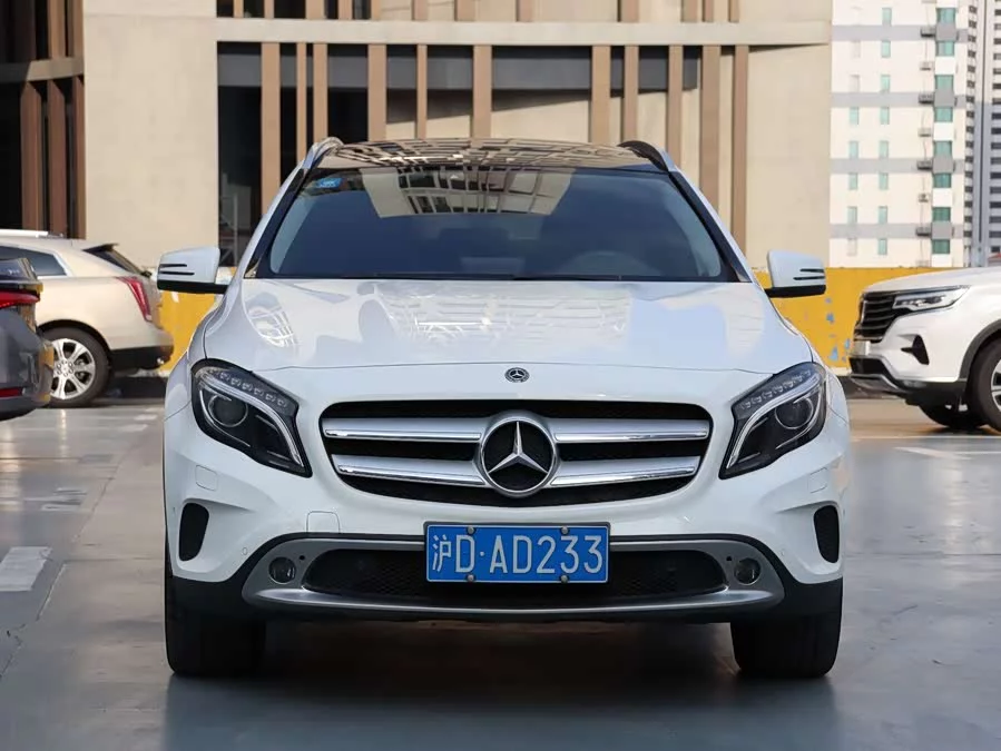 Mercedes Benz GLA