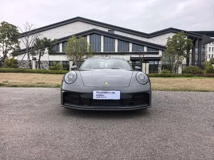 Porsche 911