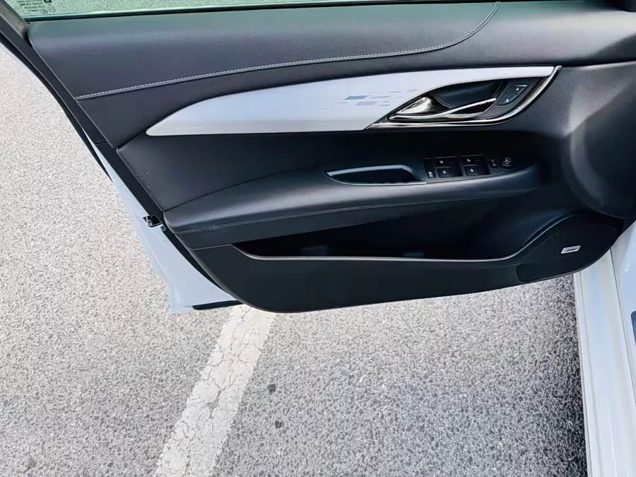 Cadillac ATS-L