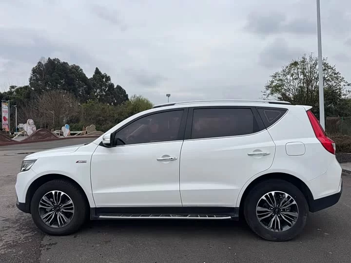 Geely Vision X6