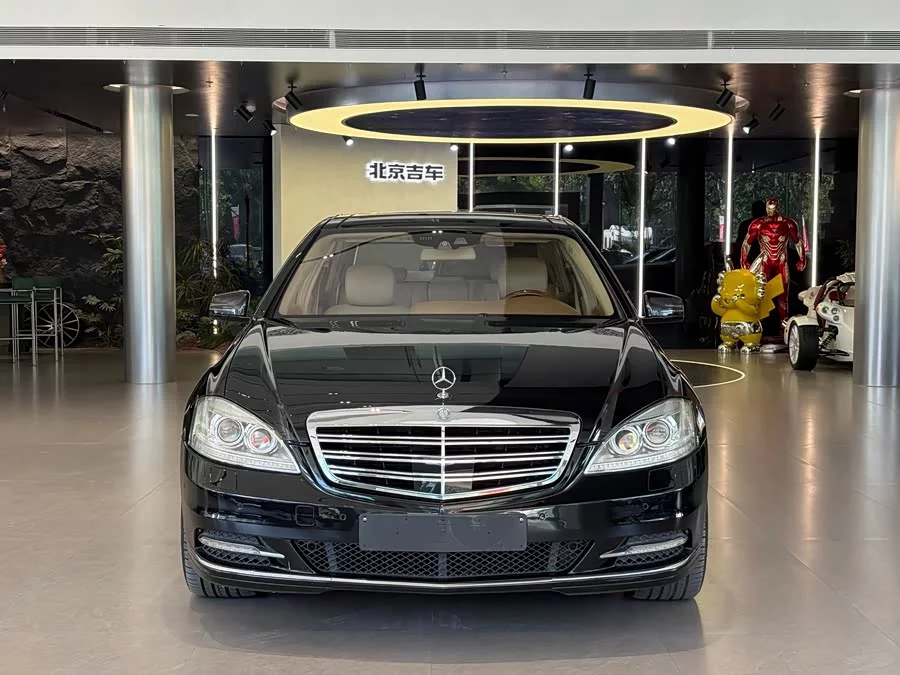 Mercedes Benz S class