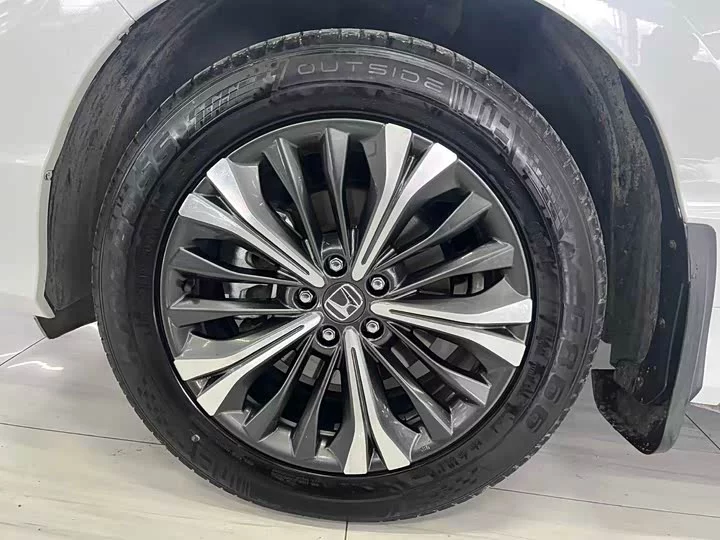 Honda UR-V