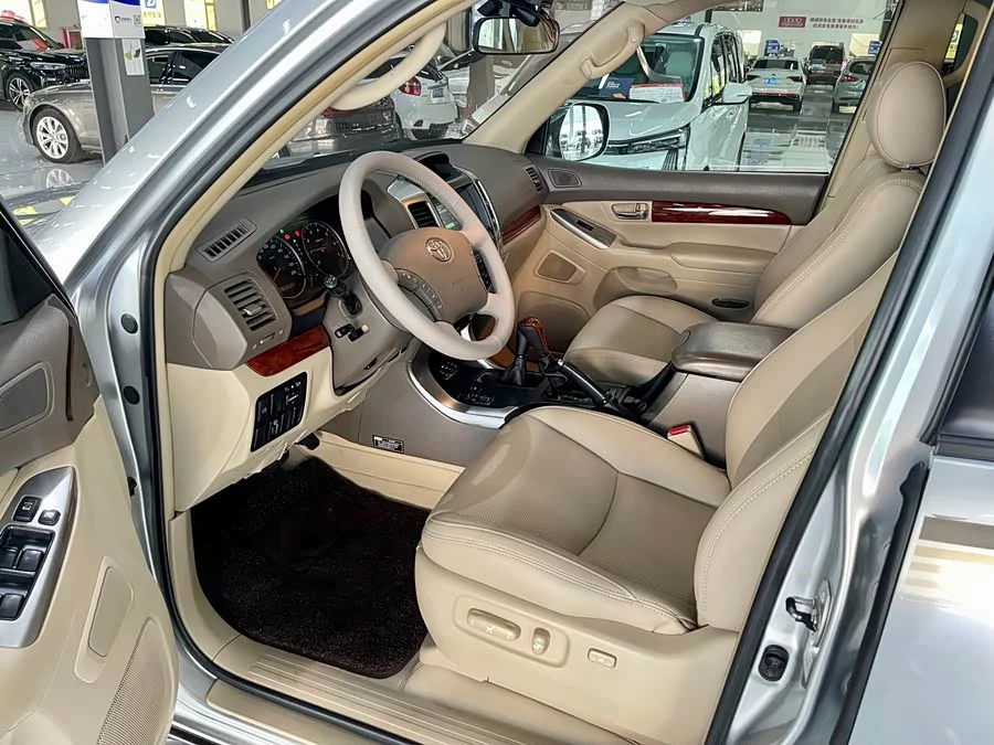 Toyota Prado