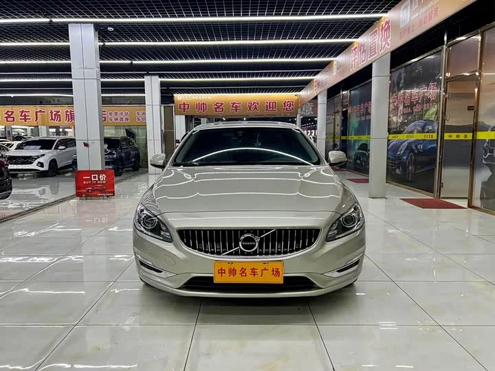 Volvo S60