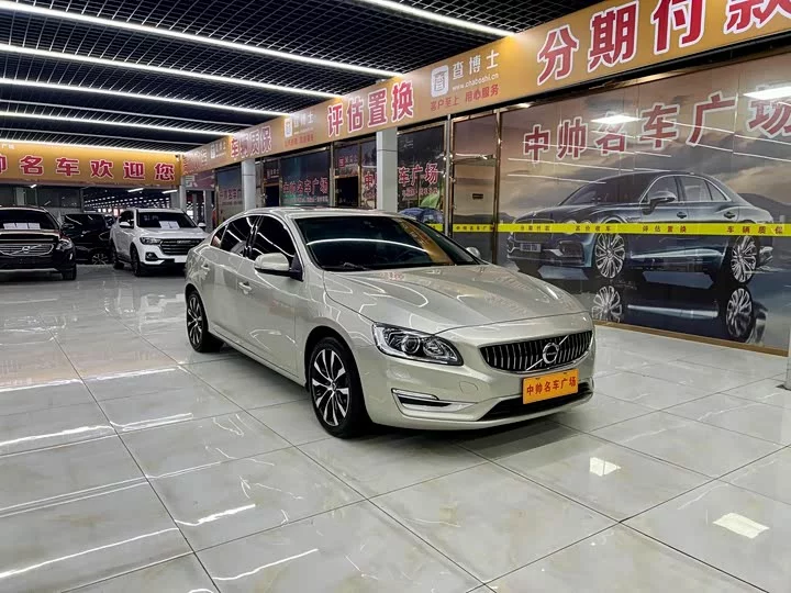 Volvo S60