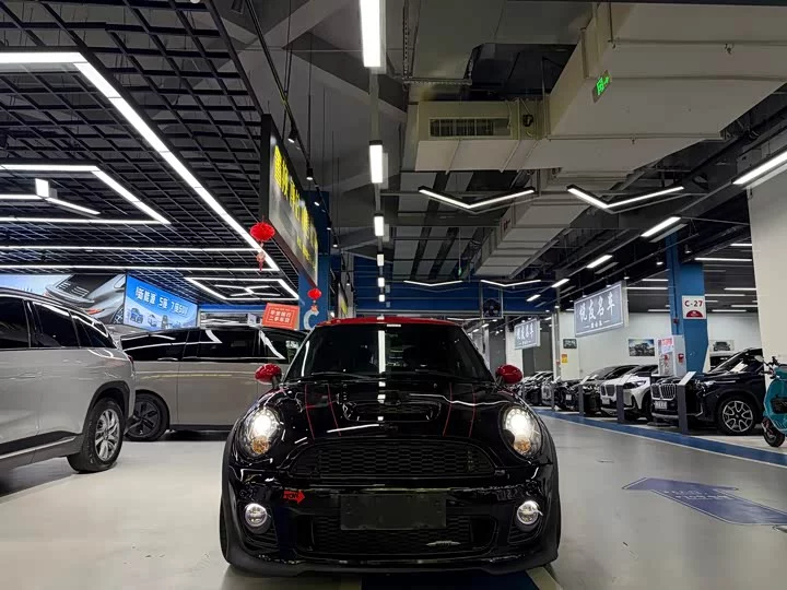 MINI JCW
