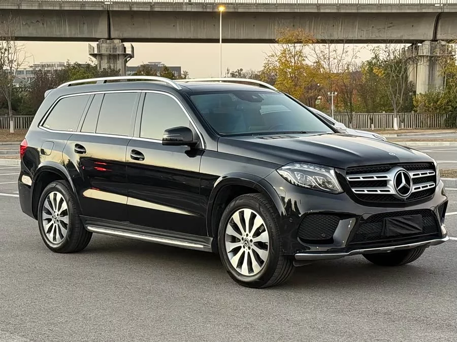 Mercedes Benz GLS