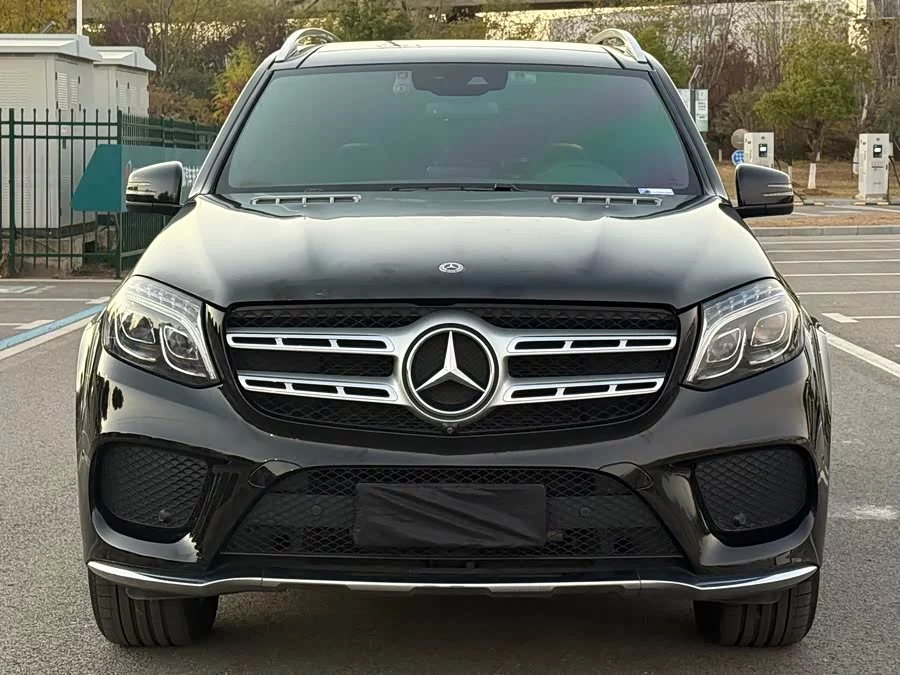 Mercedes Benz GLS