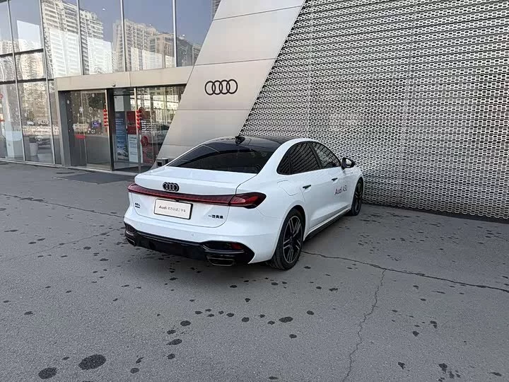 Audi A5L