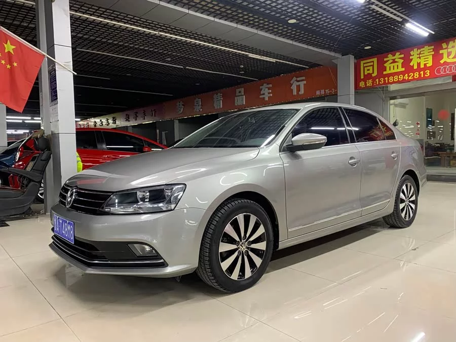 Volkswagen Sagitar