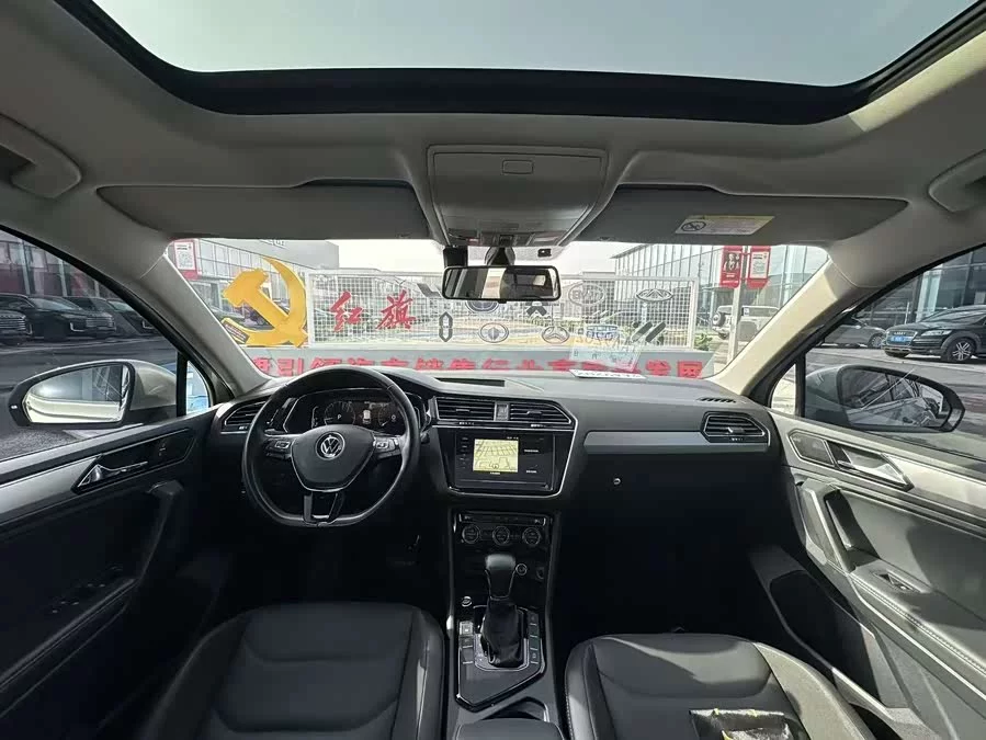 Volkswagen Tiguan L