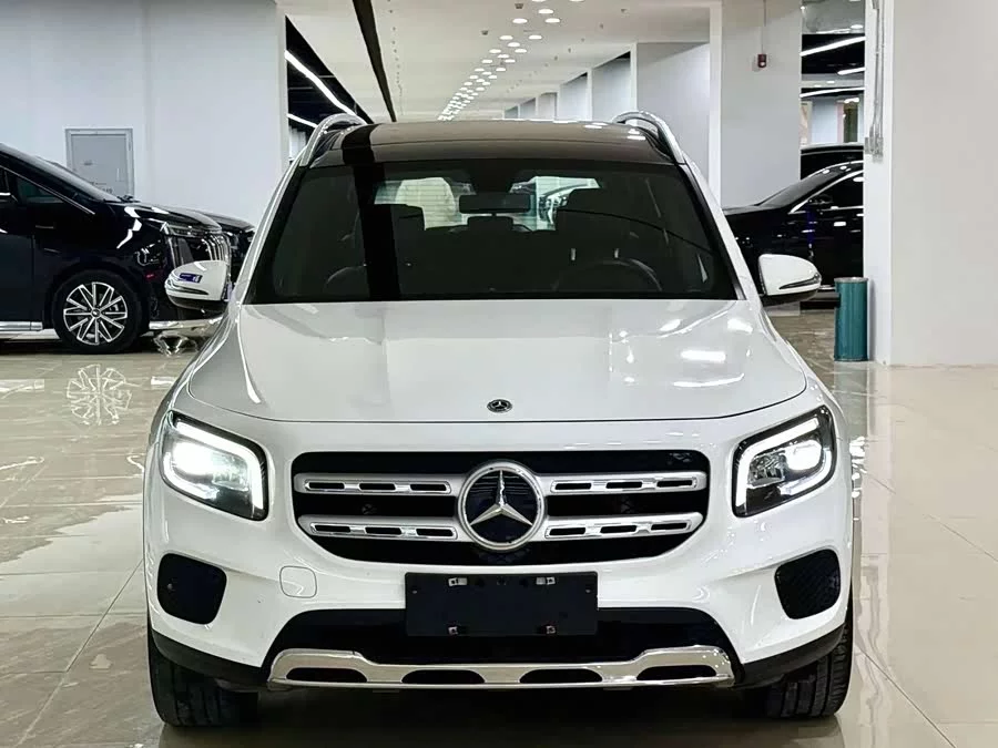 Mercedes Benz GLB