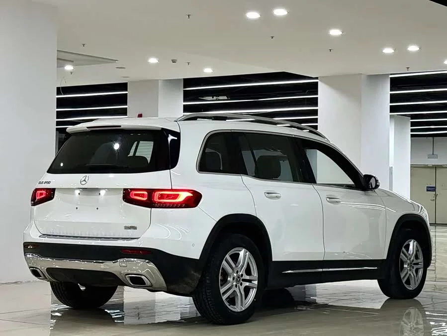 Mercedes Benz GLB