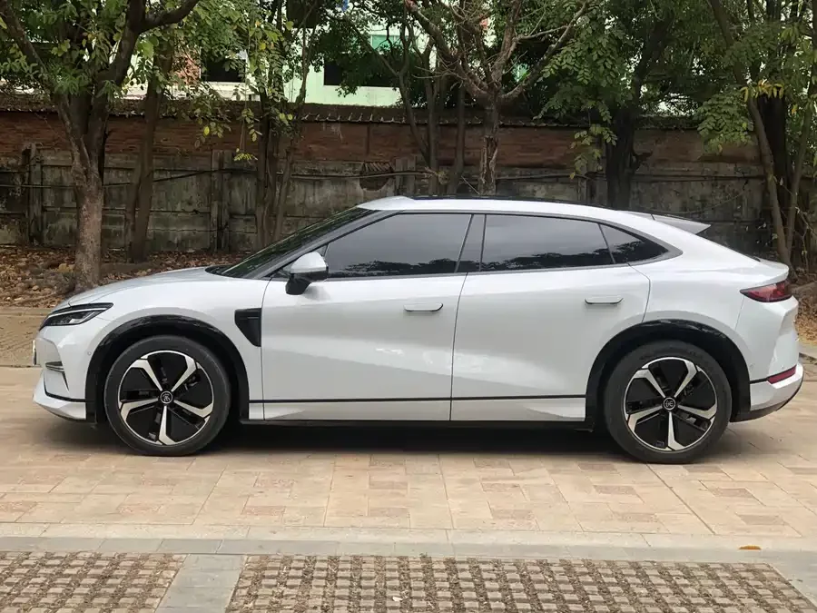 BYD Song L EV