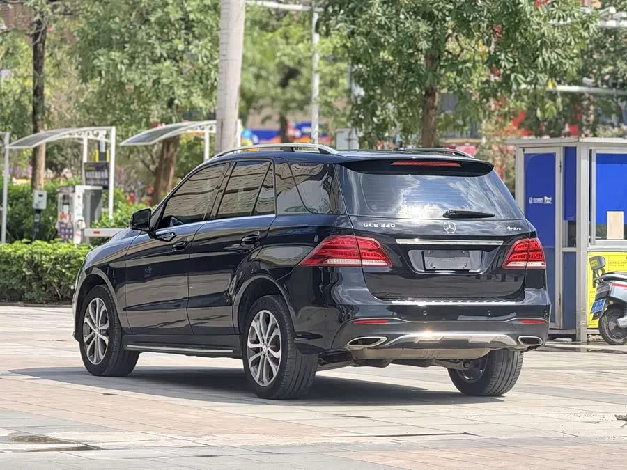 Mercedes Benz GLE (Imported)