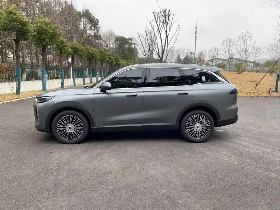 Chery Tiggo 8L