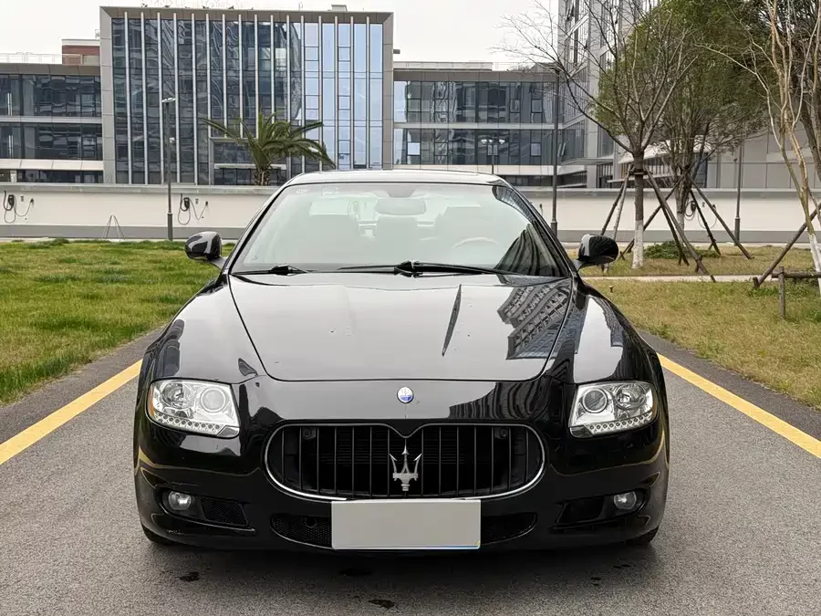 Maserati President