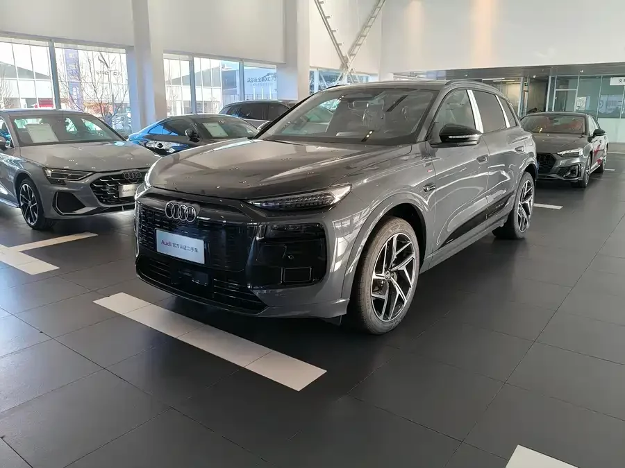 Audi Q6L e-tron