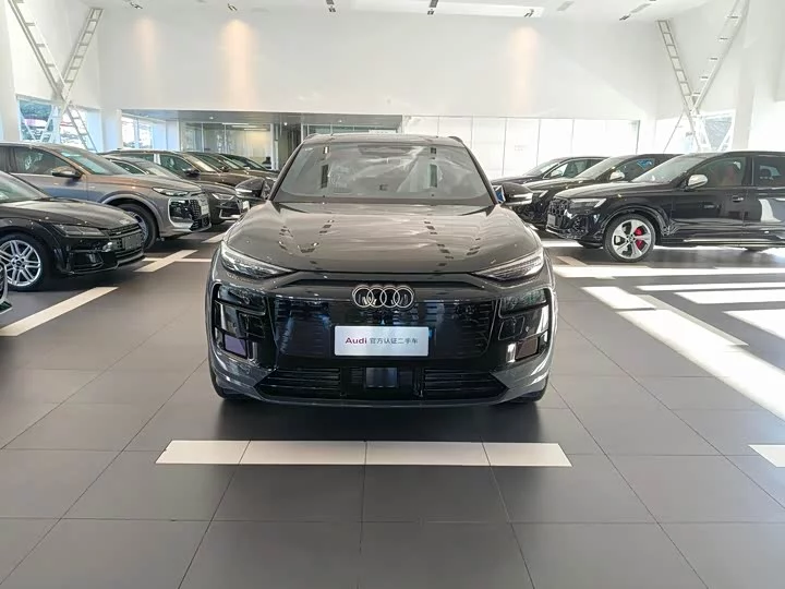 Audi Q6L e-tron